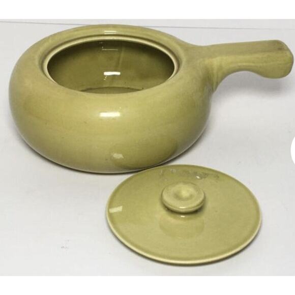 Russell Wright Mid Century American Modern Chartreuse Covered Yellow Casserole - Picture 2 of 7